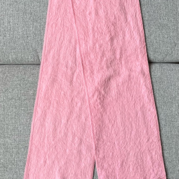 Pink Alpaca Scarf (Capchatex) - Picture 2 of 3